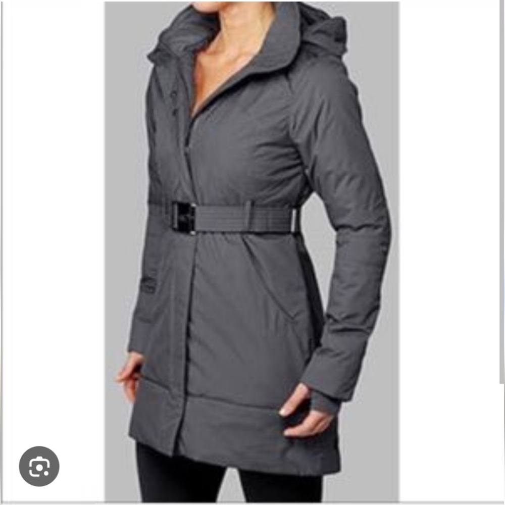 Rare BNWOT Lululemon Pinnacle Jacket